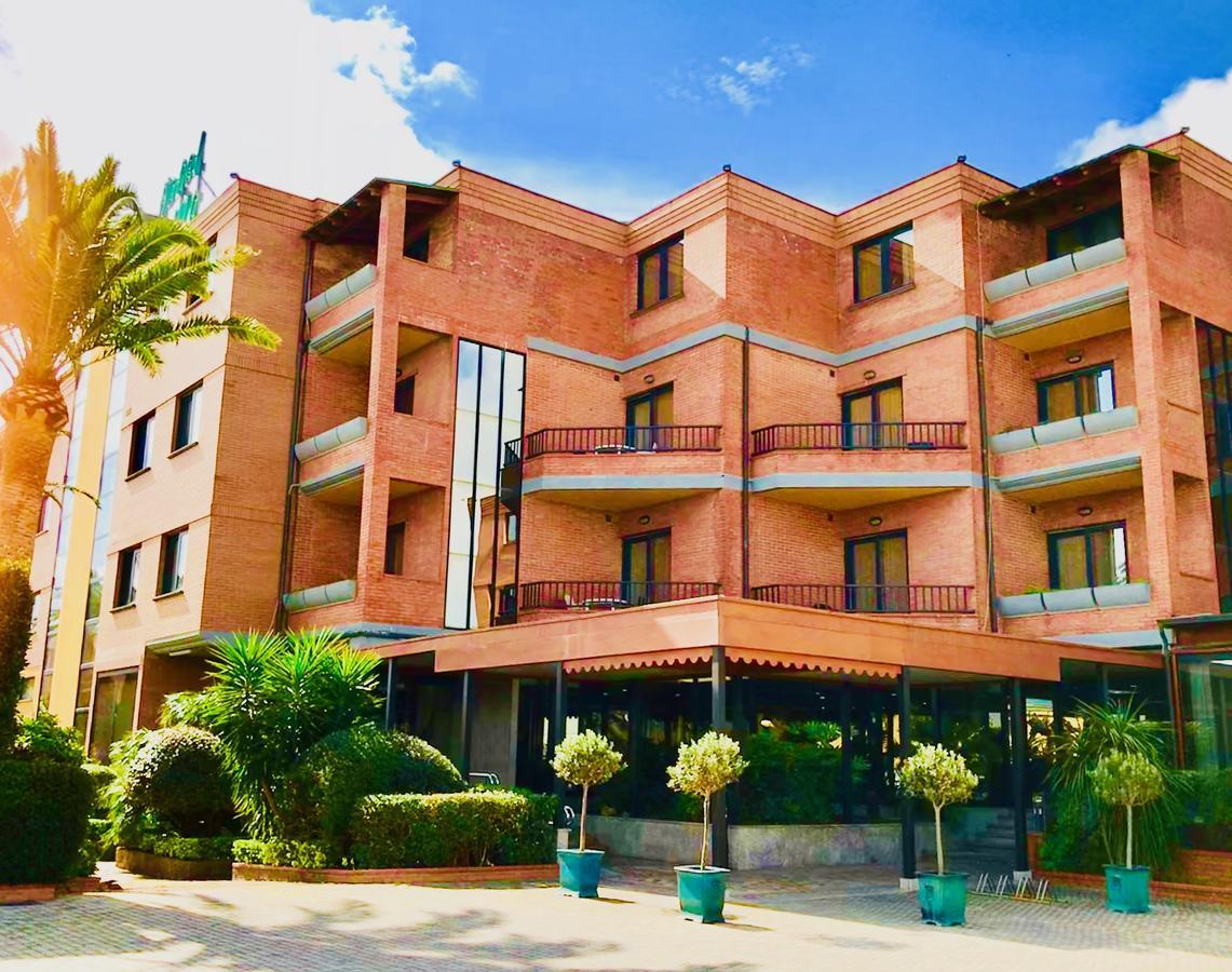 Hotel Grillo Assemini Extérieur photo