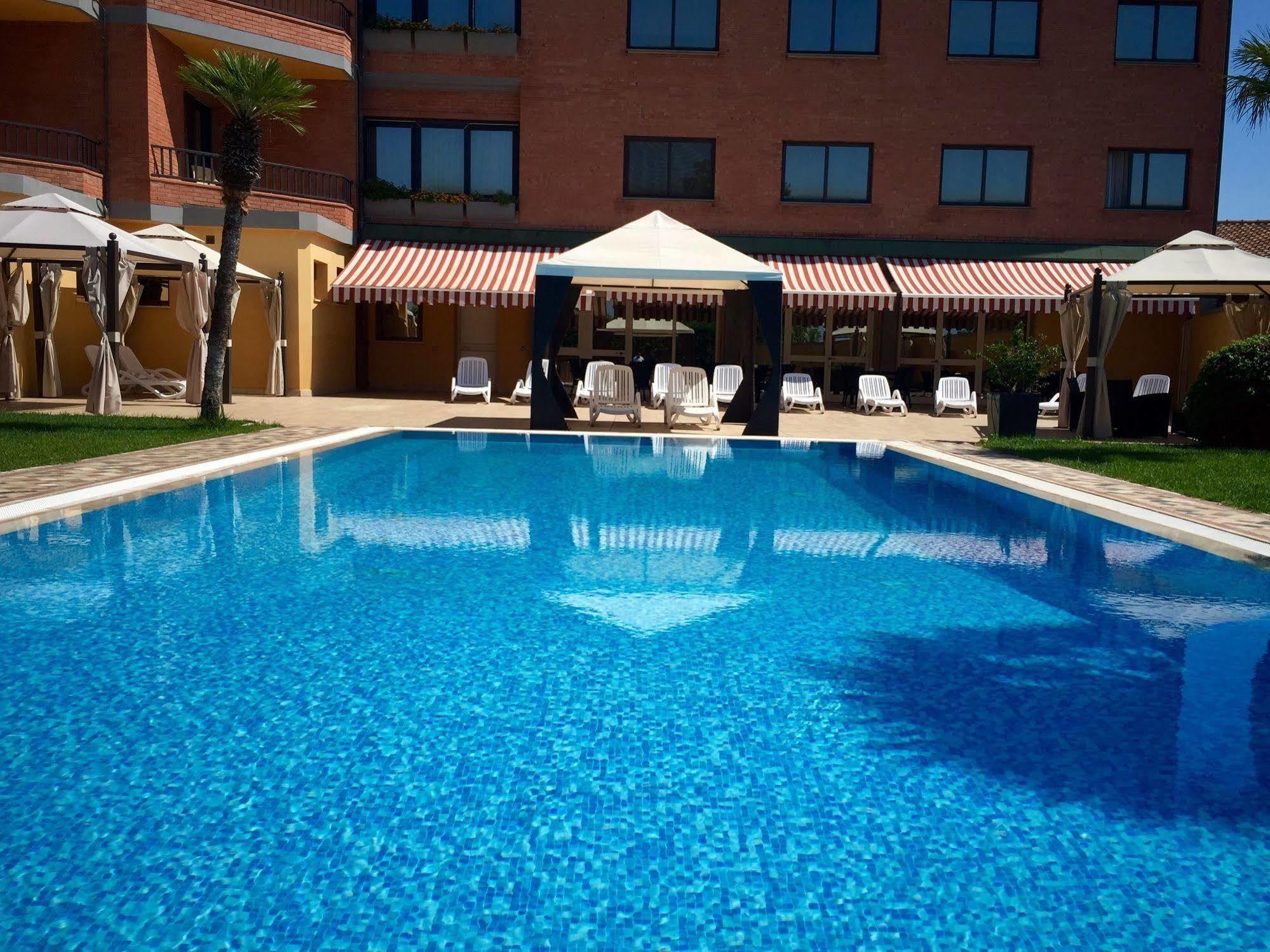 Hotel Grillo Assemini Extérieur photo