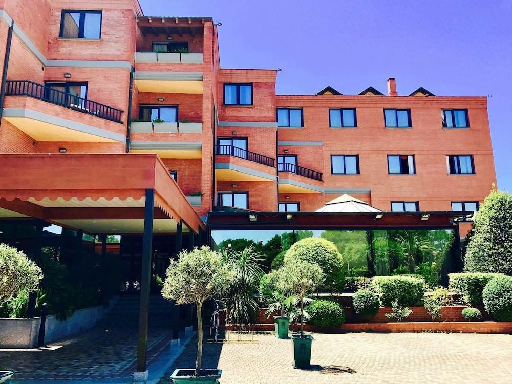 Hotel Grillo Assemini Extérieur photo
