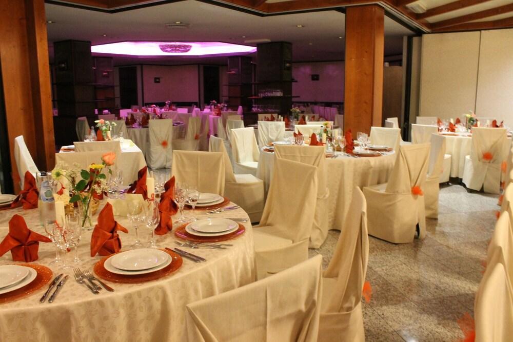 Hotel Grillo Assemini Extérieur photo